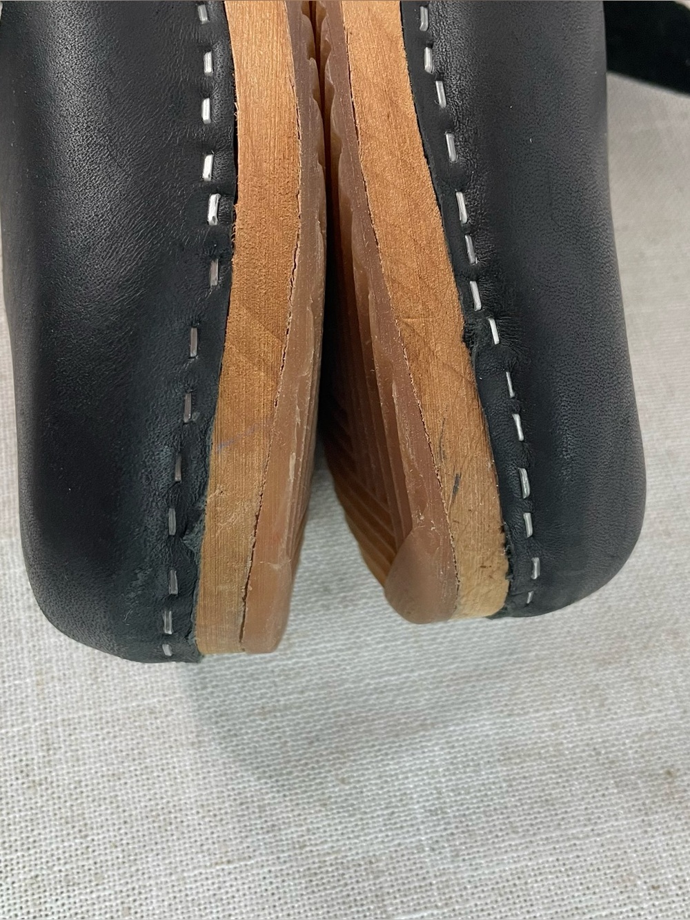 MIA - Sophia Black Leather Wooden Clogs - Picture 7 of 12